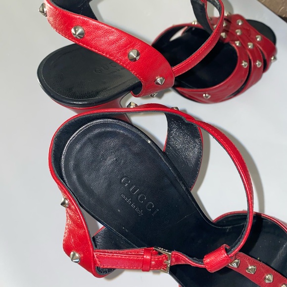 GUCCI Melville leather T-Strap Heel Sandals in box - Picture 11 of 14